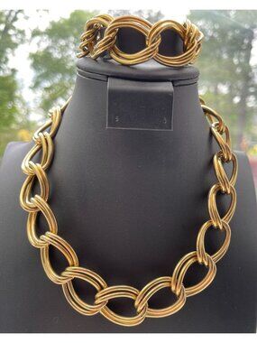 Vtg Chunky Gold-Tone Double - Link Love Knot Chain Necklace & Bracelet Set Chain